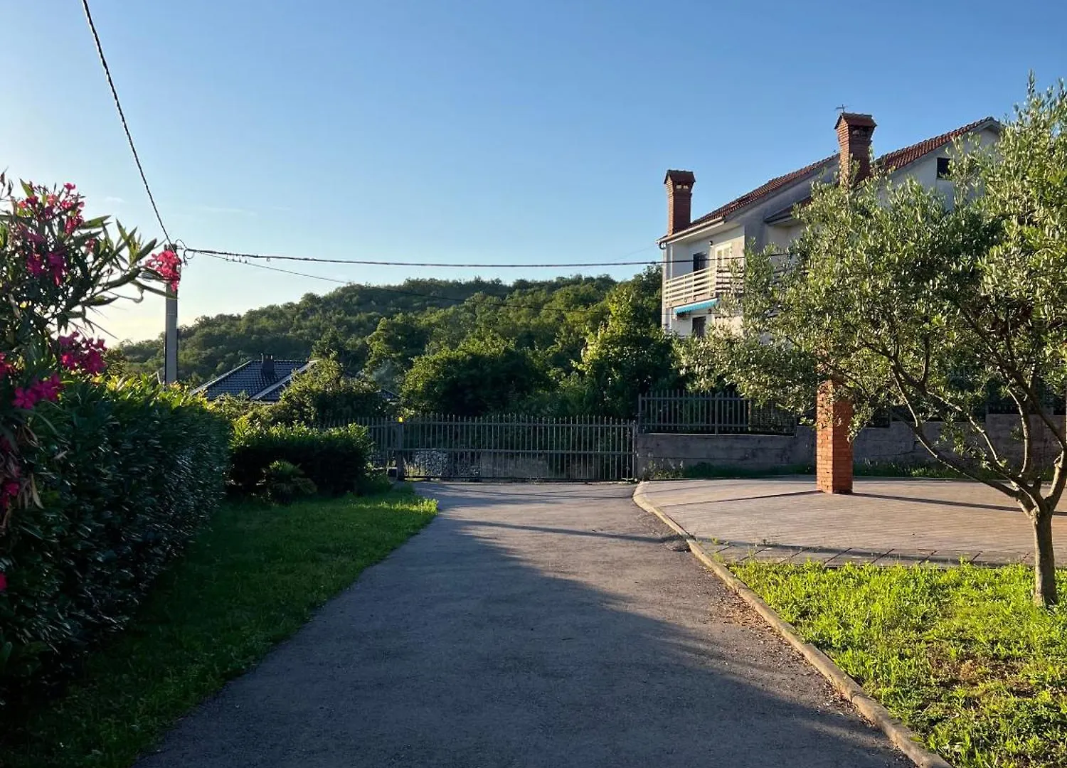 Whole House Forest-Yard And Bbq, Private Parking Villa Marinici  Holiday home